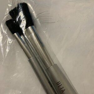 ULTA brush set 6" powder brush & eye shadow brush